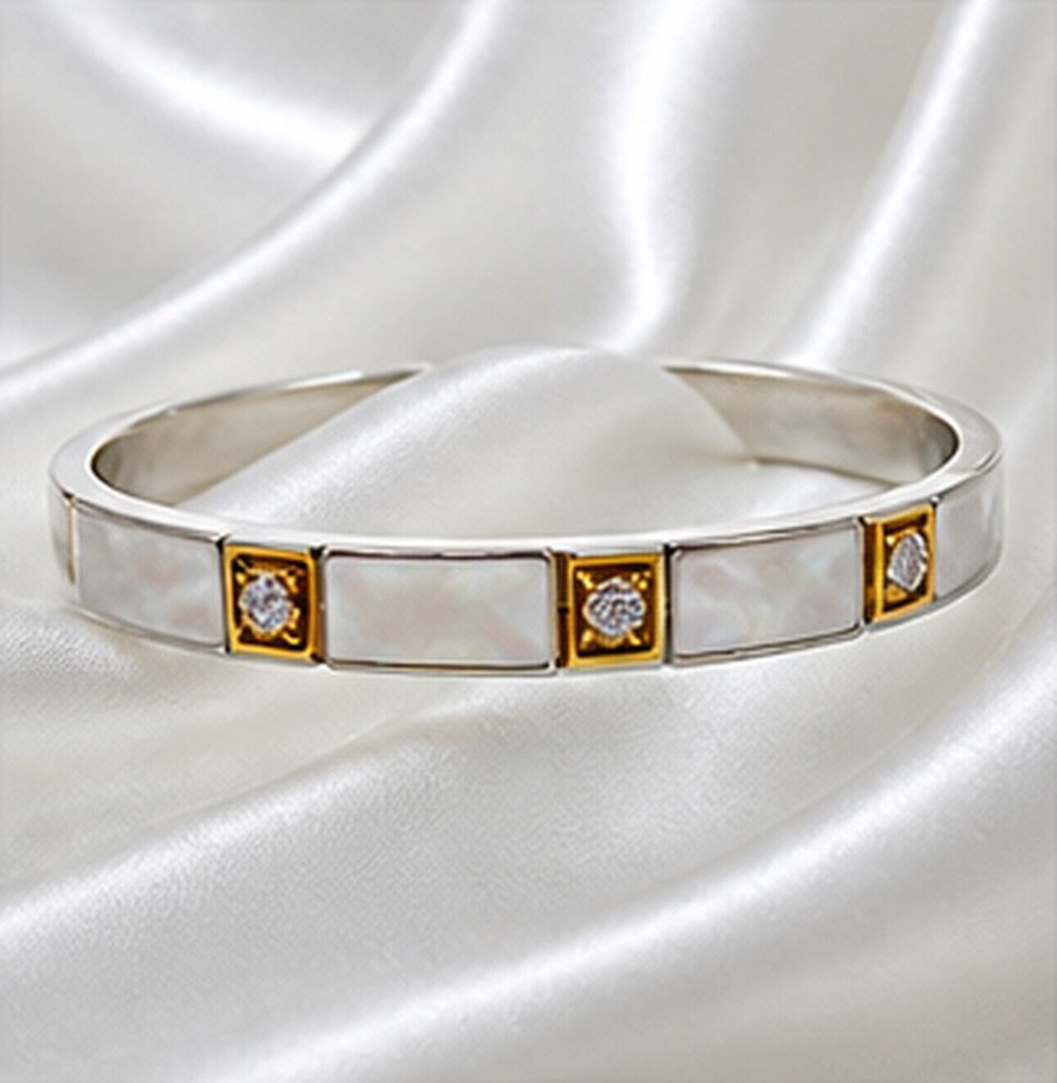 Bracelete Madrepérolas e Zircônias