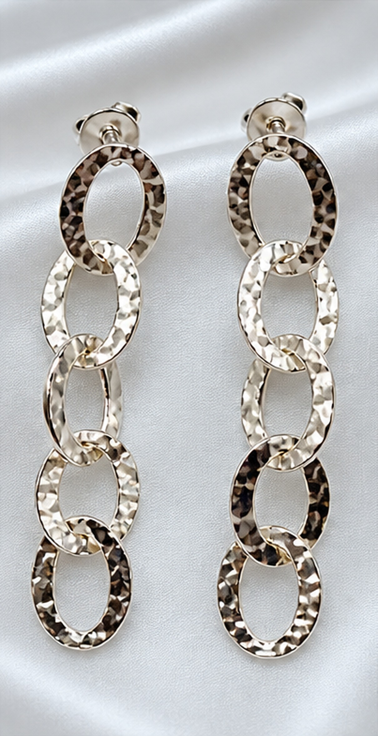 Brinco Elos Martelados